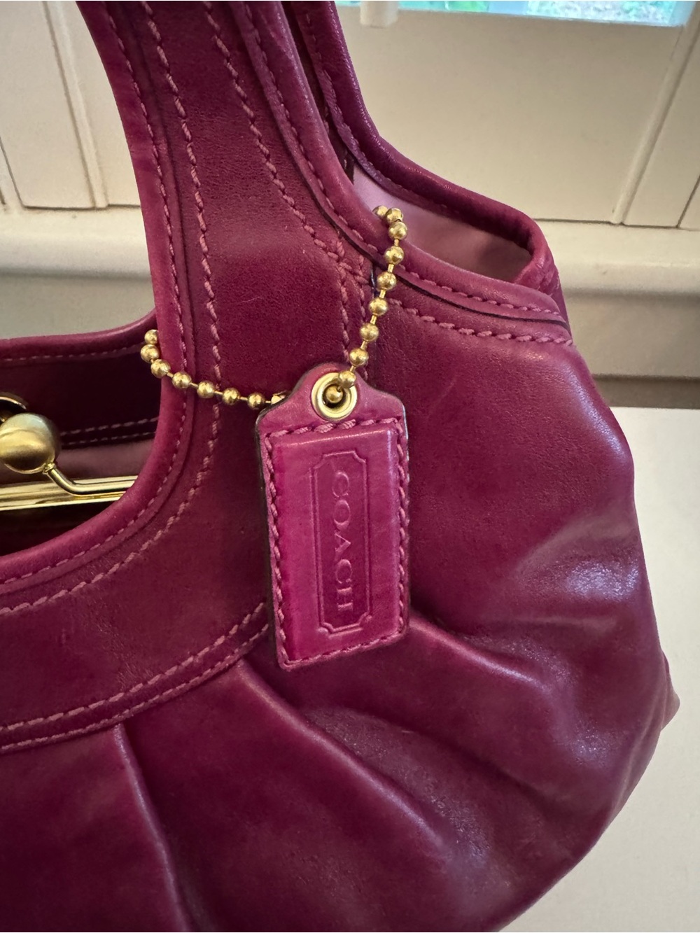 Coach Ergo Pleated Frame Kisslock Satchel 12248 in Magenta - Picture 2 of 8